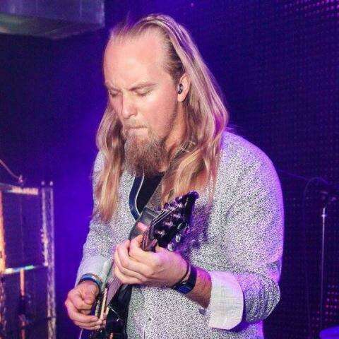 Eric Lundgren -- Guitar - Guitar